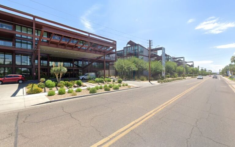 18201 4b06b6456160 768x480